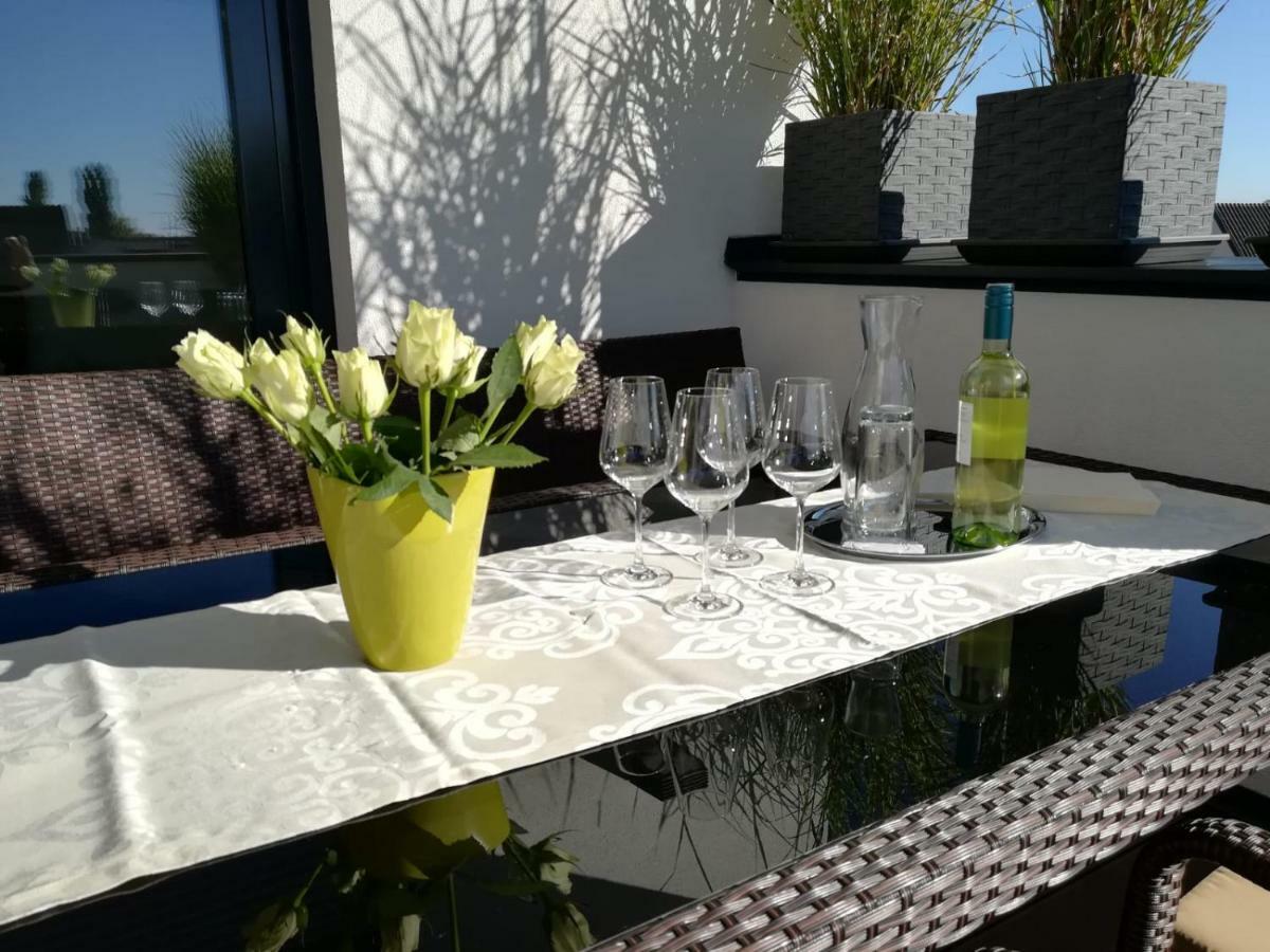 Penthouse Griemann 2 Fuer Max 4 Personen Mit Eigener Grosser Dachterrasse Zum Relaxen! Illmitz Zewnętrze zdjęcie